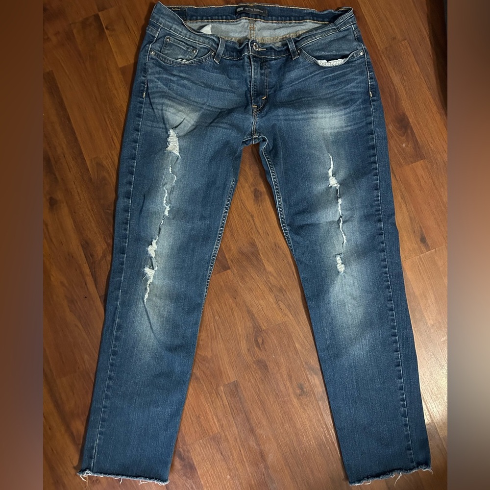 Levi's Blue Distressed Women Jeans 34-28